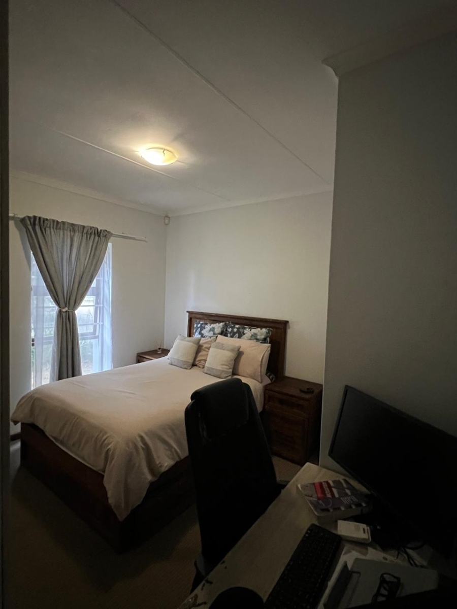 To Let 2 Bedroom Property for Rent in Dormehls Drift Western Cape